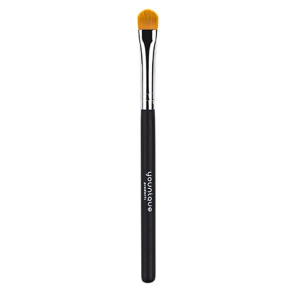 Cream Eye Shadow Brush - Picture 1 of 3